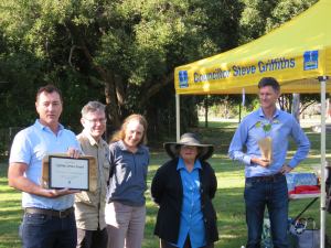 Lifetime Service Award 2 - 17 June 2018 lowres